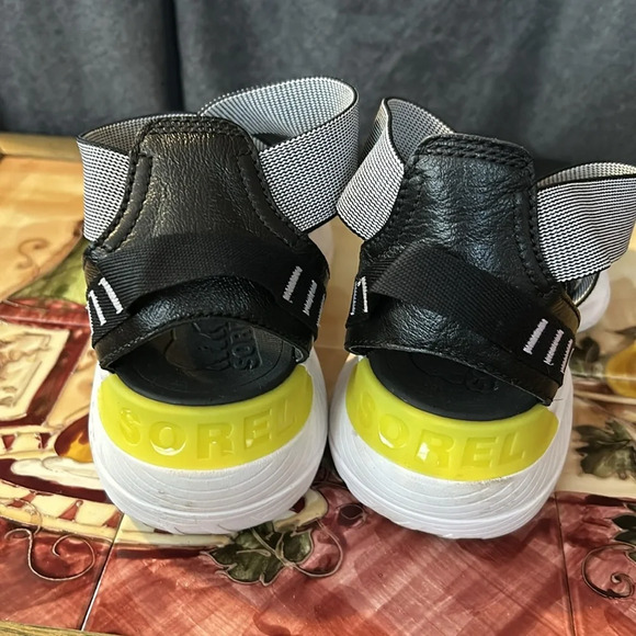 Sorel sandal - Picture 3 of 7